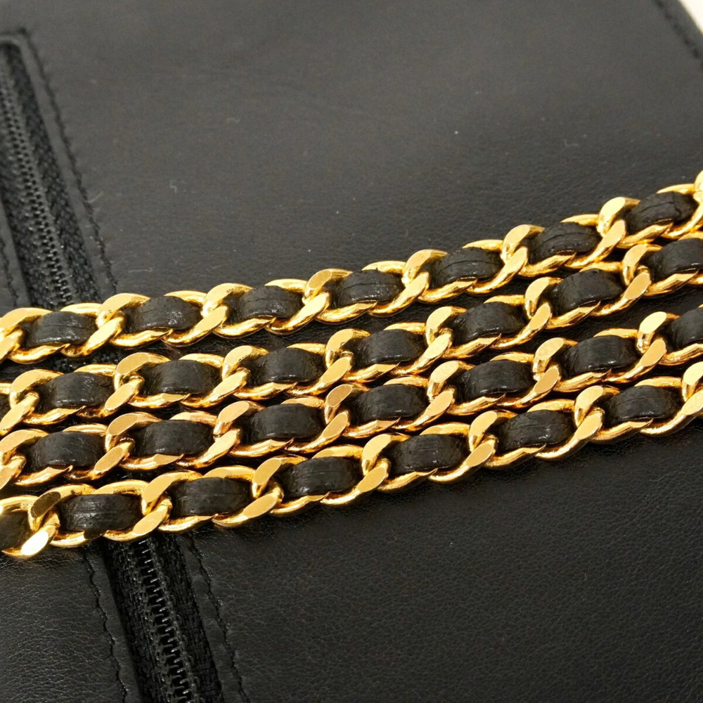 CHANEL Black Leather Wallet - Picture 9 of 11
